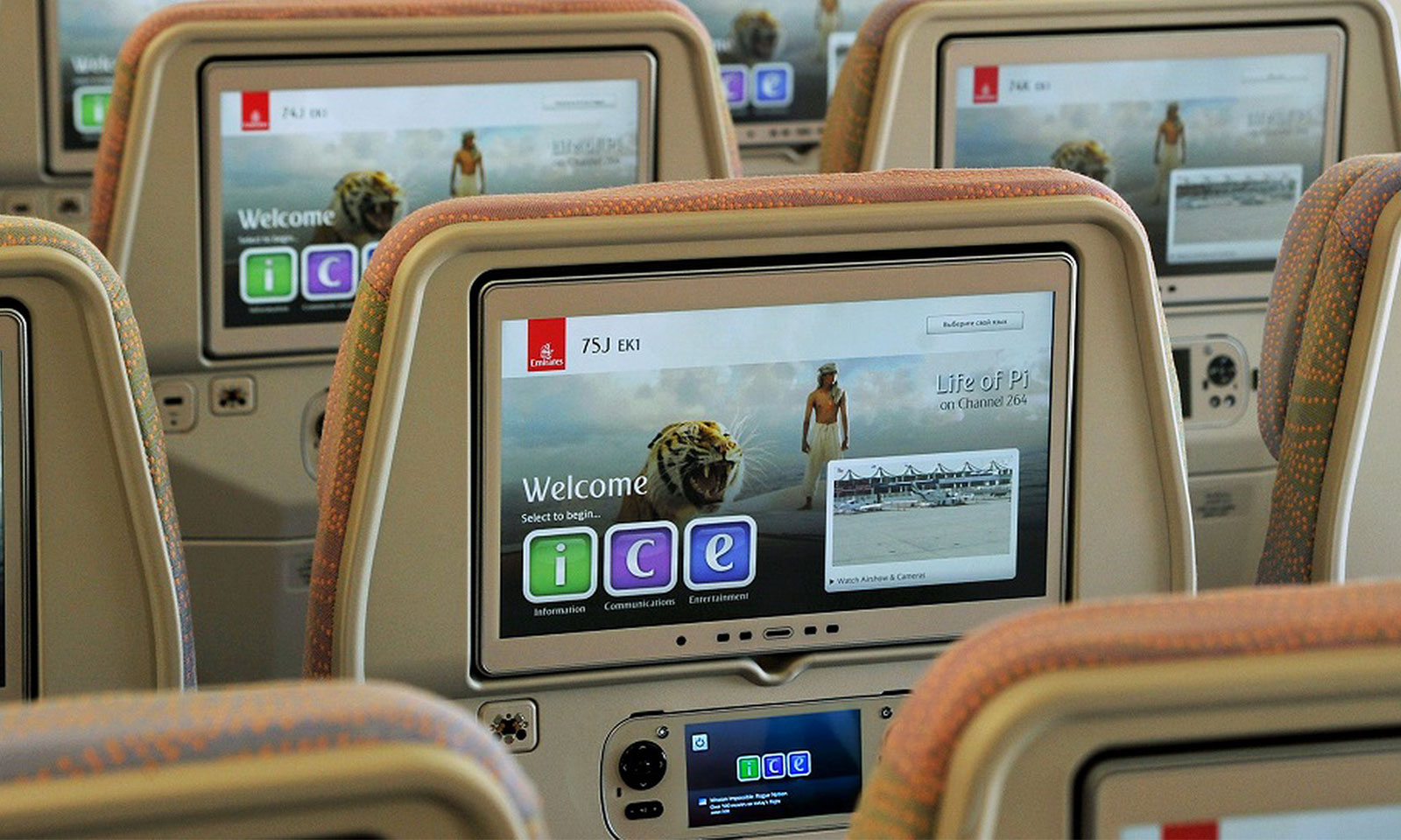 ice : le système de divertissement en vol primé d’Emirates