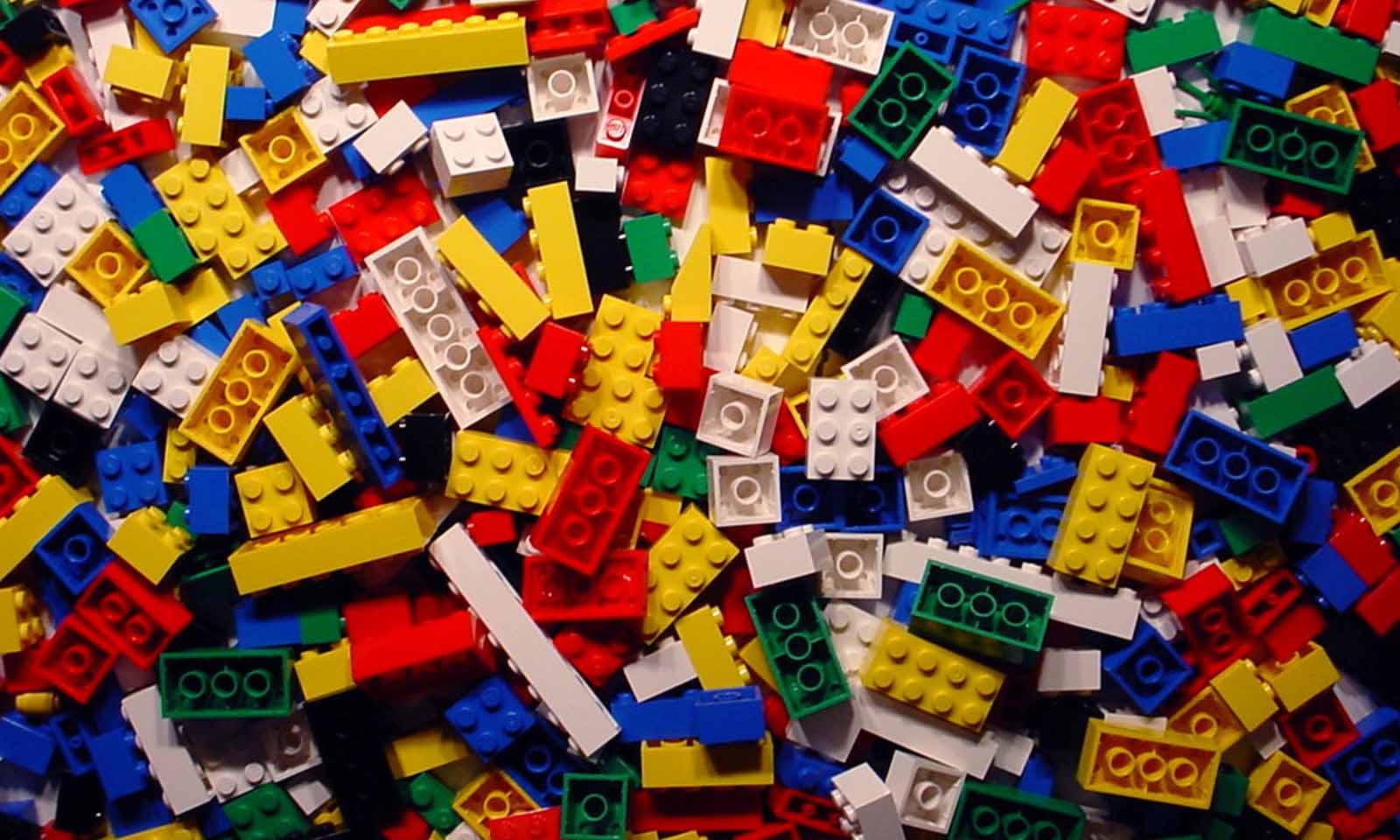 Lego, une brique technologique